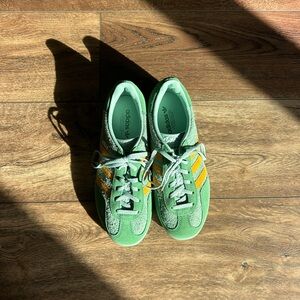 Adidas Gazelle Indoor Green Yellow Suede Sneakers Women’s 7- Never Worn